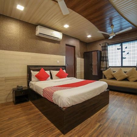 Oyo Flagship Hotel Chandani Rāipur Exteriér fotografie