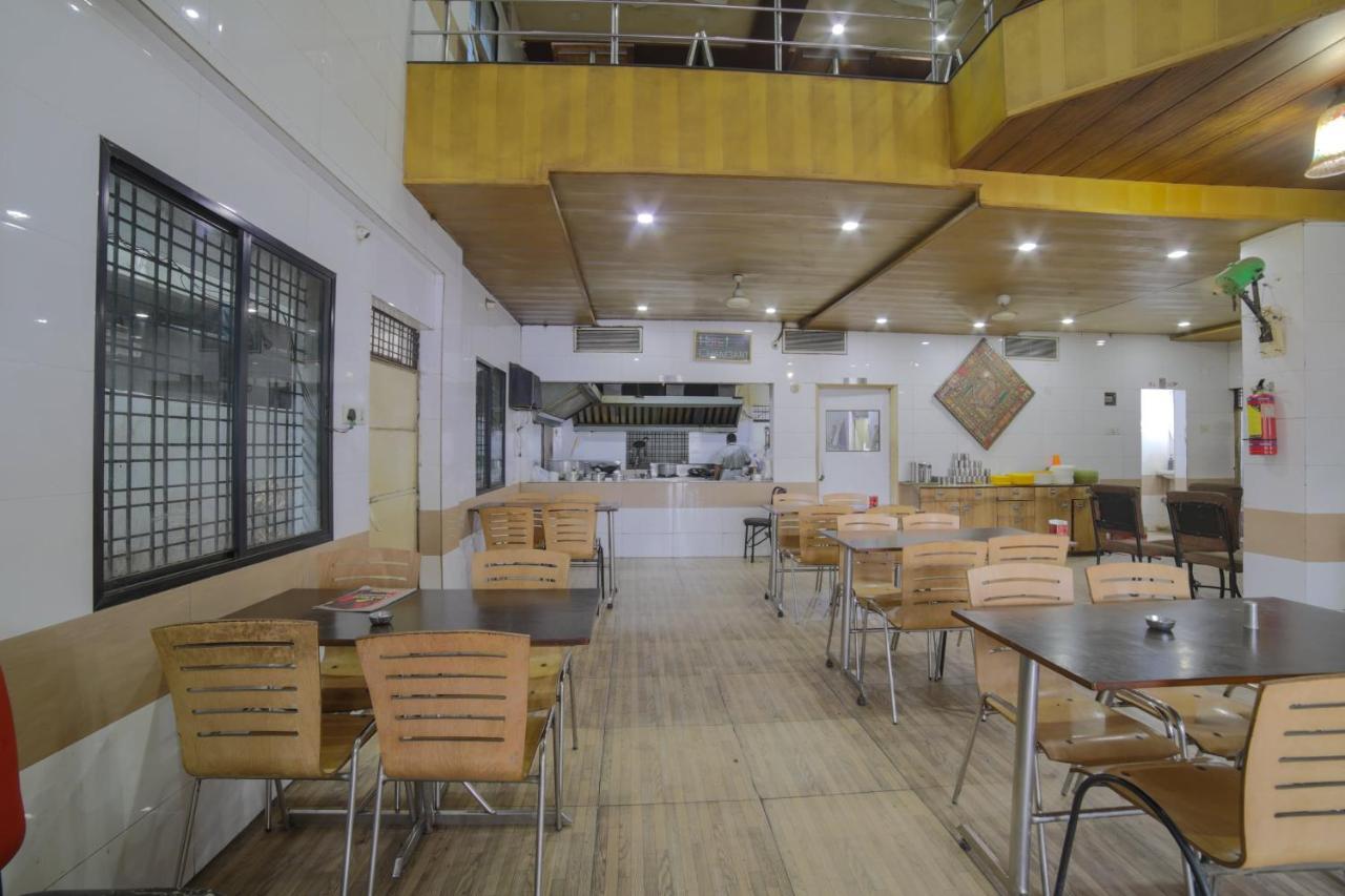 Oyo Flagship Hotel Chandani Rāipur Exteriér fotografie